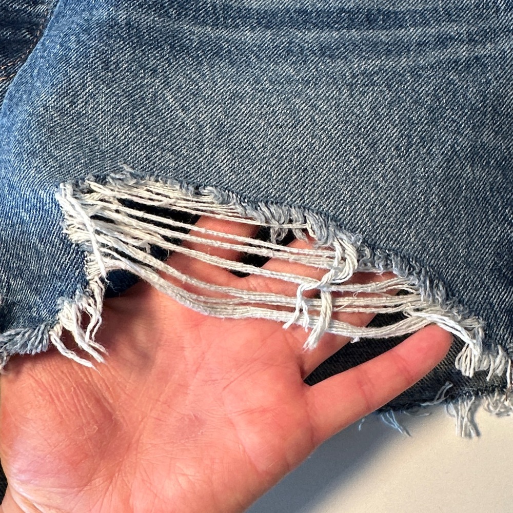 Levi's 501s Blue Distressed Jean Shorts 28 - Picture 9 of 9